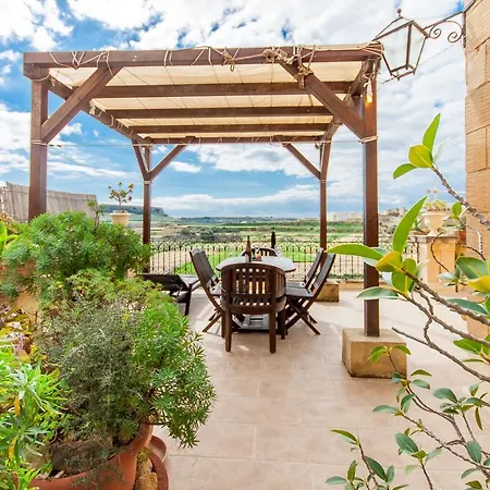 Villayana Gozitan With Pool - Happy