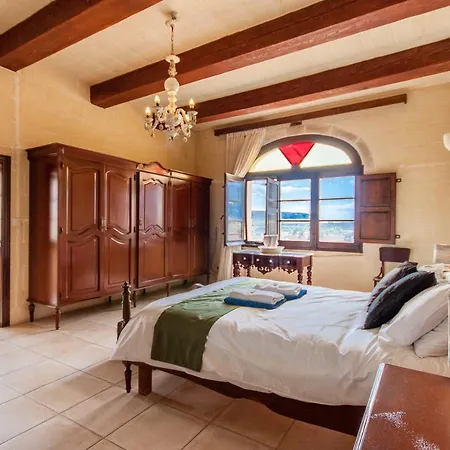 Feriehus Villayana Gozitan With Pool - Happy San Lawrenz