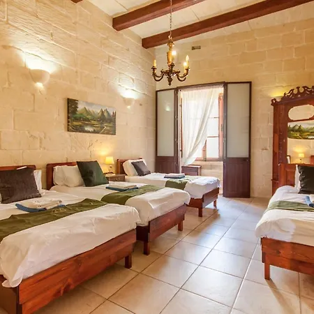 Villayana Gozitan With Pool - Happy Hébergement de vacances *