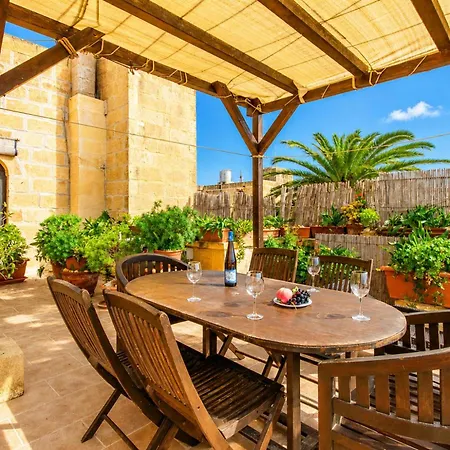 Villayana Gozitan With Pool - Happy Vakantiehuis