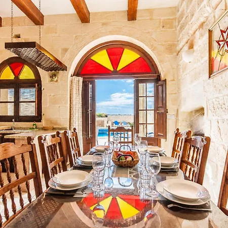 Villayana Gozitan With Pool - Happy Vakantiehuis