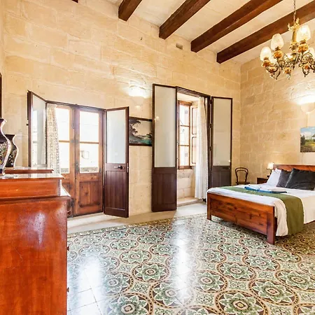 Villayana Gozitan With Pool - Happy Vakantiehuis