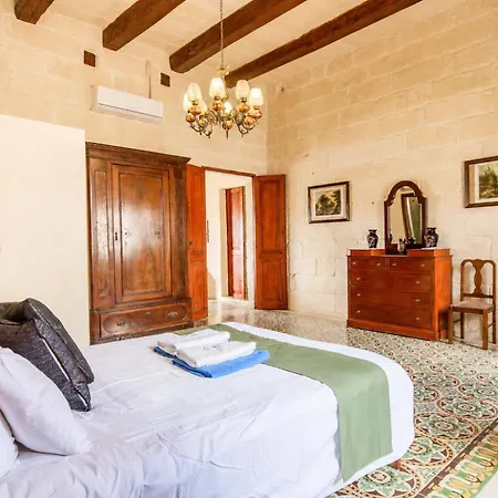 Villayana Gozitan With Pool - Happy * San Lawrenz