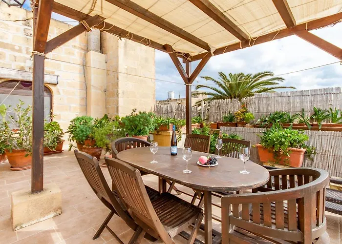 Feriehus Villayana Gozitan With Pool - Happy San Lawrenz