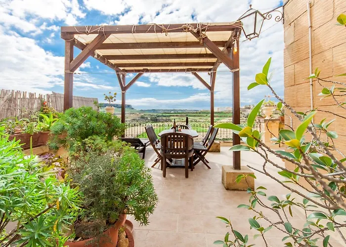 Villayana Gozitan With Pool - Happy